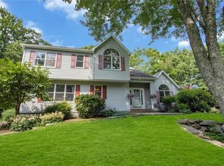 53 Manor Rd, Patterson, NY 12563