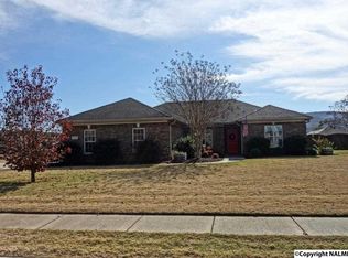 108 Maggie Bell Ln, Huntsville, AL 35811