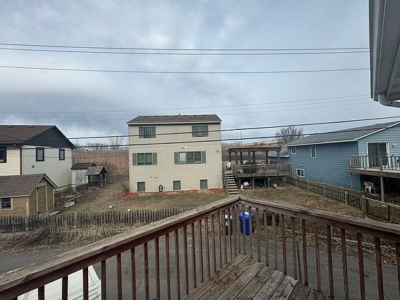 3rd image of 2325 Pillsbury St