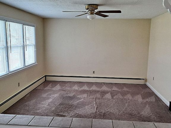 4th image of 225 Franklin St