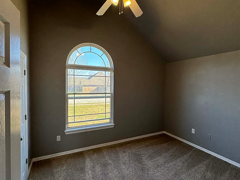 1457 Prairie View Ave — Photo 15