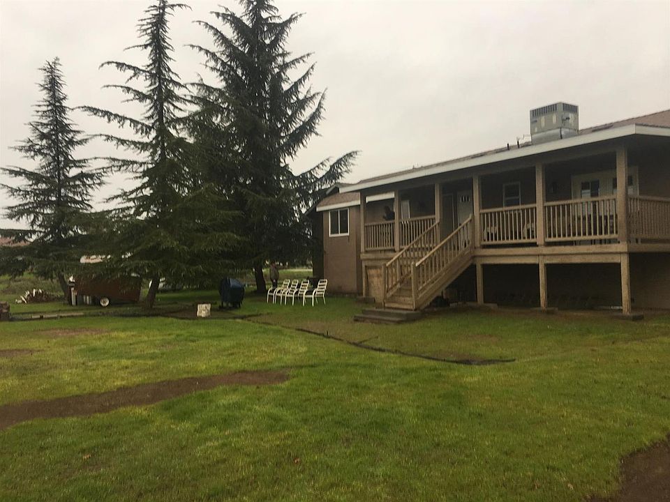 1st image of 24566 Brook Dr
