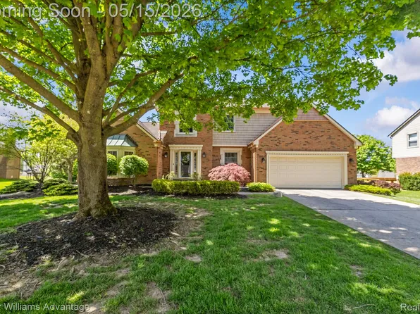 42505 Bradner Rd, Northville, MI 48168