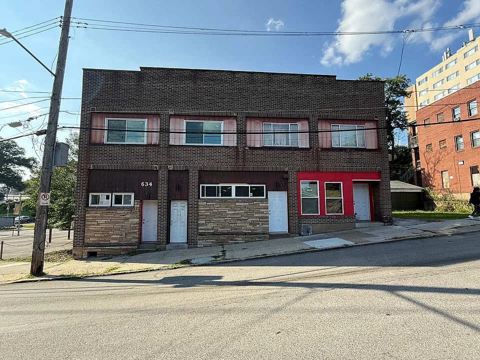 634 Hillsboro St #1-4