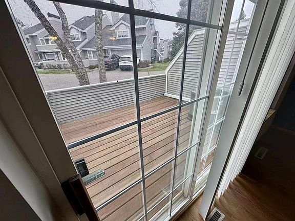 5th image of 15715 24th Ave N Unit B