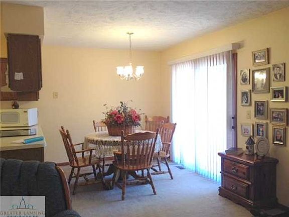 2nd image of 223 Bonnie Brook Dr