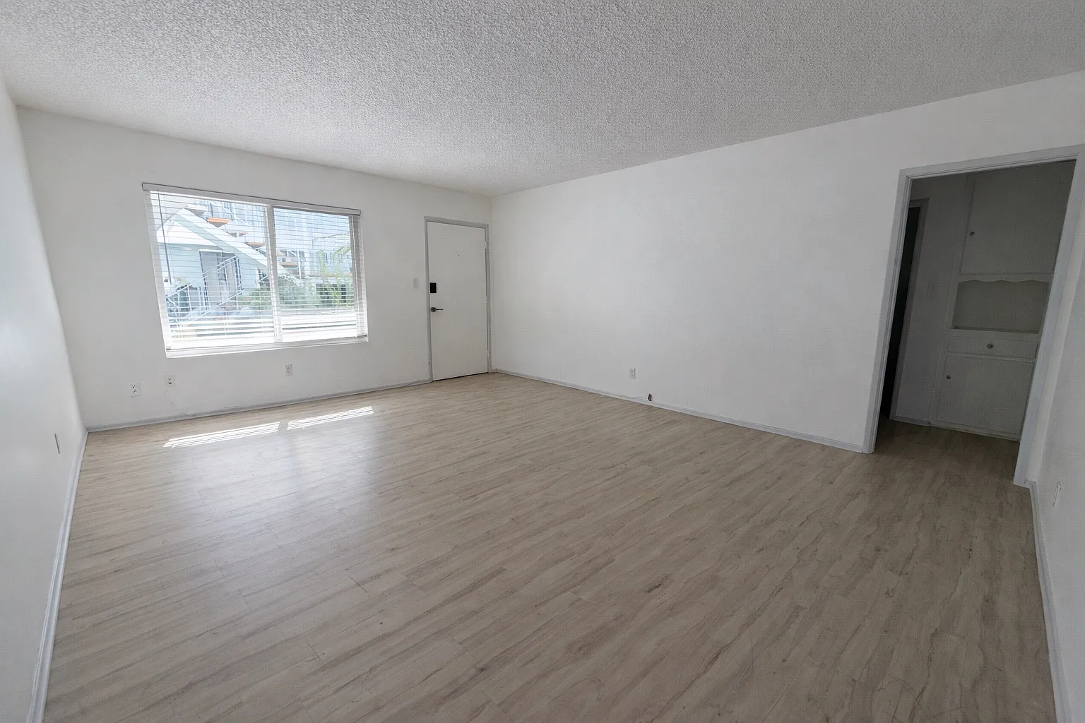 2 bed, $2,395 — Photo 3