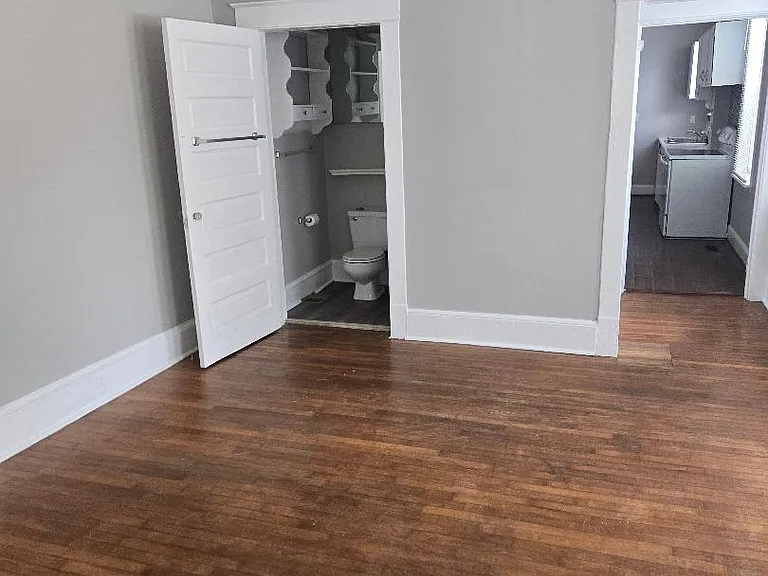 415 Pettigru St #1 — Photo 13