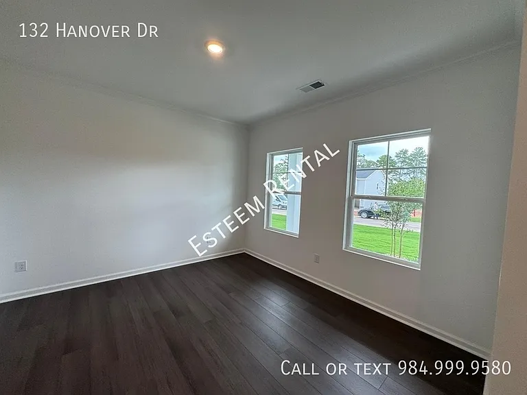132 Hanover Dr — Photo 12