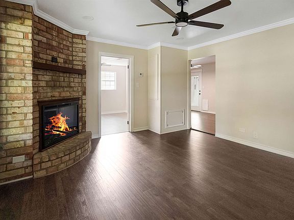 4th image of 2237 5th St