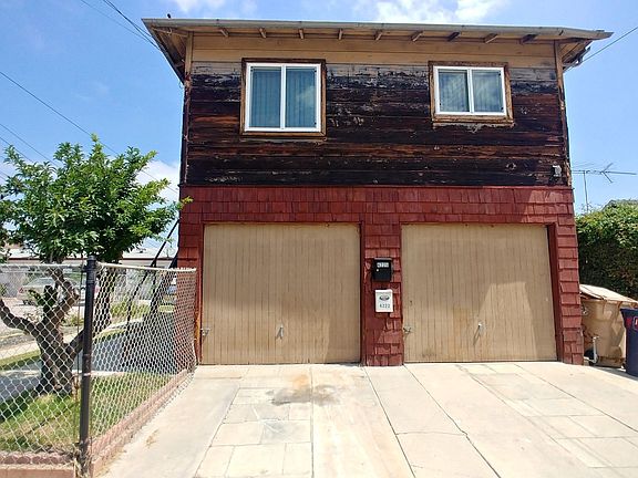 2nd image of 4223-25 W 107th St #150