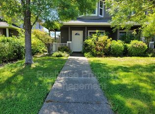 2523 Estates Ln, Grants Pass, OR 97527