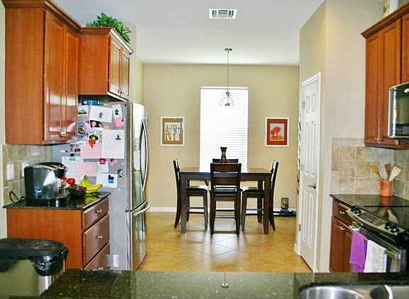 2nd image of 601 SW Sun Cir
