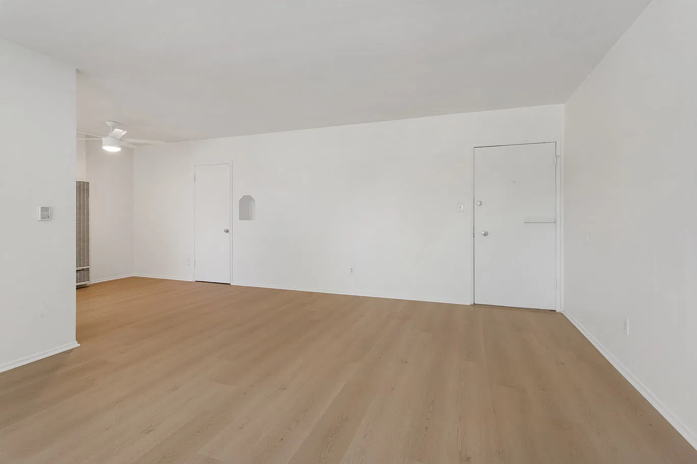 2 bed, 1100 sqft, $2,695 — Photo 2