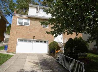 619 W Fingerboard Rd, Staten Island, NY 10305