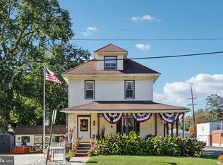 2 Creston Ave, Audubon, NJ 08106