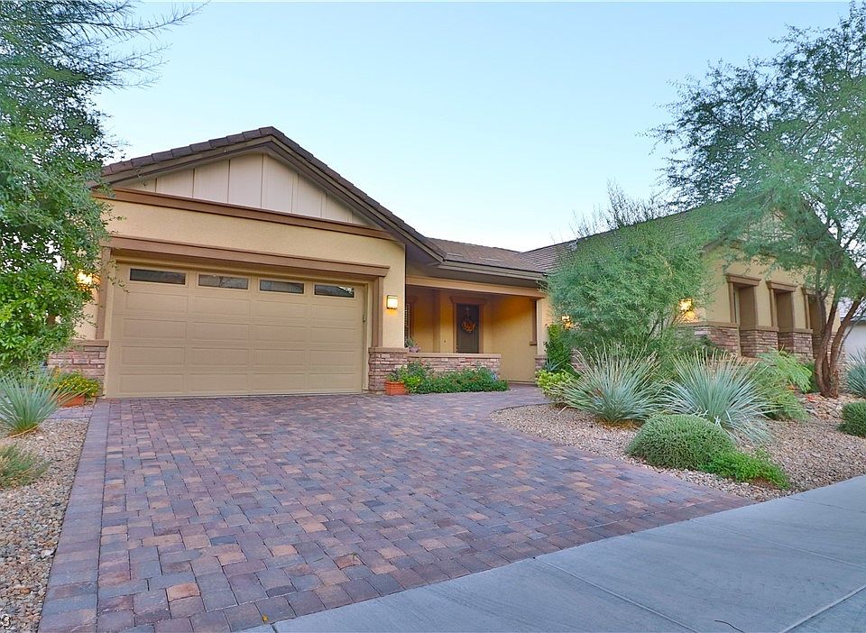 1st image of 5692 Corona Vista St