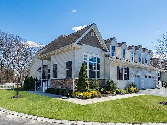 2nd image of 81 Pacific Dunes Ct