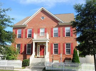 20404 Bowfonds St, Ashburn, VA 20147