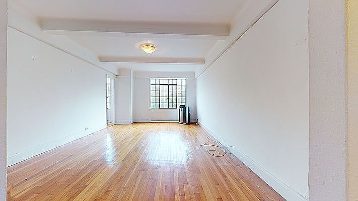 1st image of 1 Christopher St APT 5H