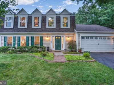 8 Moss Rd, Sterling, VA, 20165