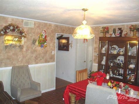3rd image of 4409 Princeton Dr