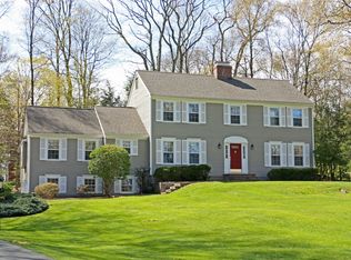 52 Bobbys Ct, Ridgefield, CT 06877