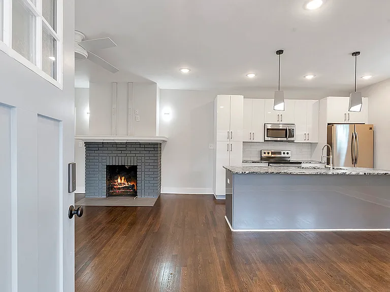 1364 Donnelly Ave SW — Photo 13