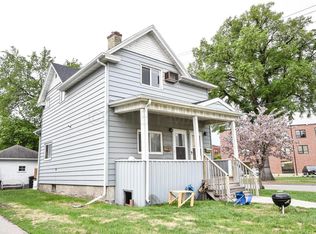 1208 2nd Ave S, Fargo, ND 58103