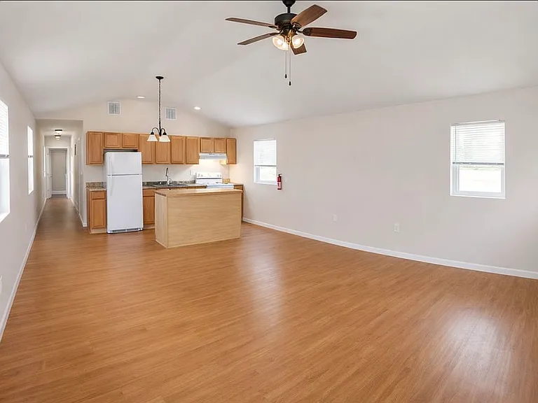 Riverrun Grove — Photo 3
