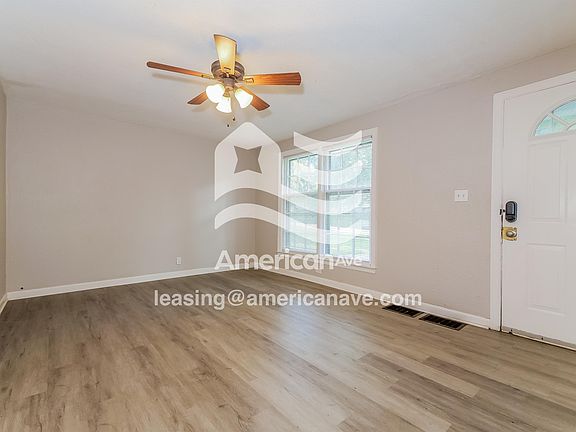 2-Living Room