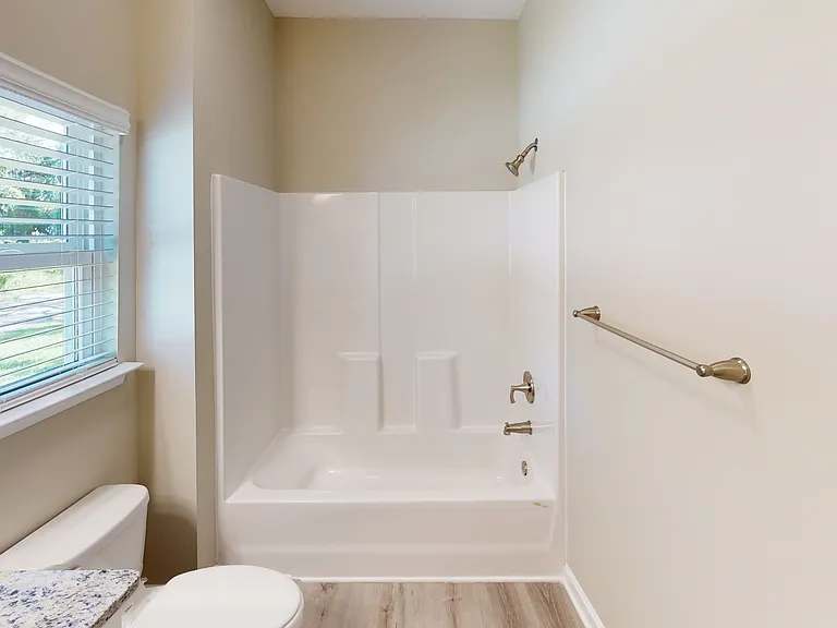 84 Racquet Club Dr — Photo 6