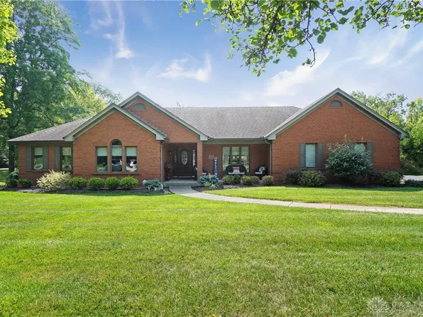 5921 Squirrelsnest Ln, Cincinnati, OH 45252