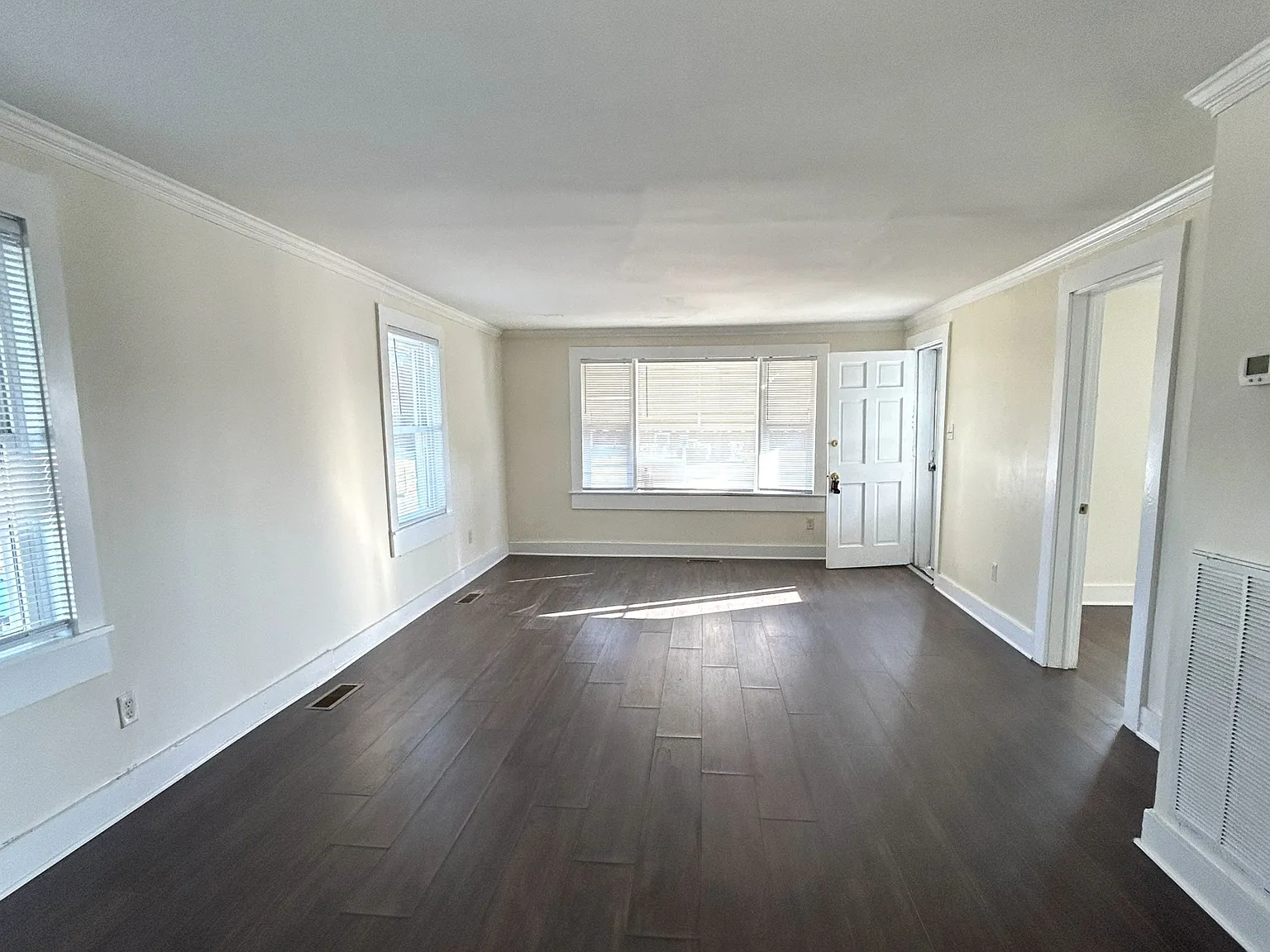 1212 Fisher Street - 1 — Photo 4