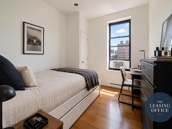 5th image of 101 W 106th St #3W