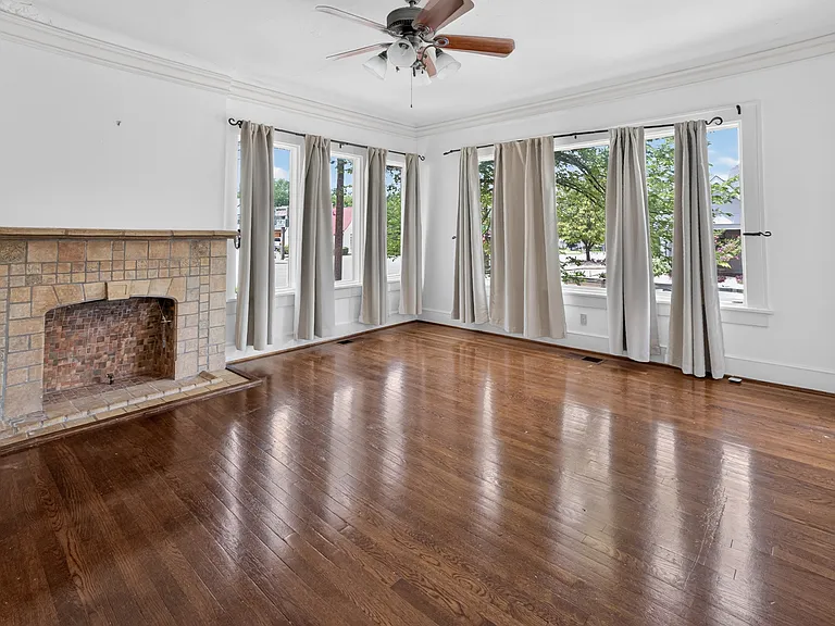 2601 S University Dr — Photo 10