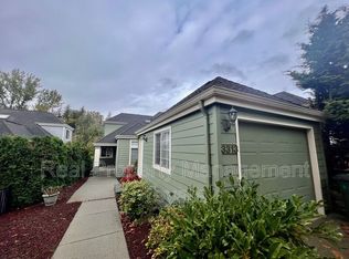 3313 Sussex Dr, Bellingham, WA 98226