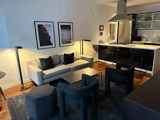 Rented by Erman Agirnasli, LREB | media 5