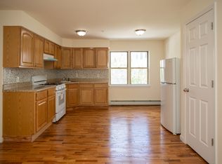 136-142 1st St, Elizabethport, NJ 07206
