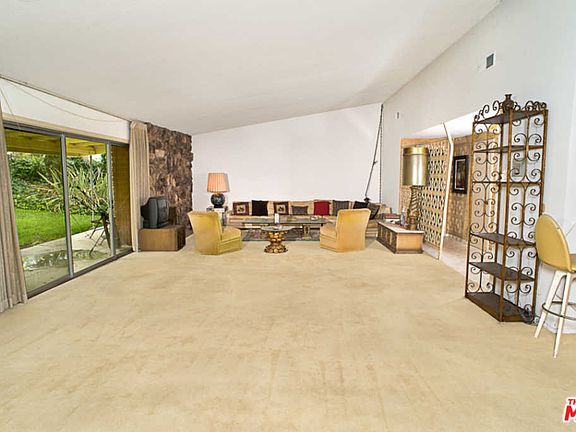 5th image of 18614 Palomino Dr