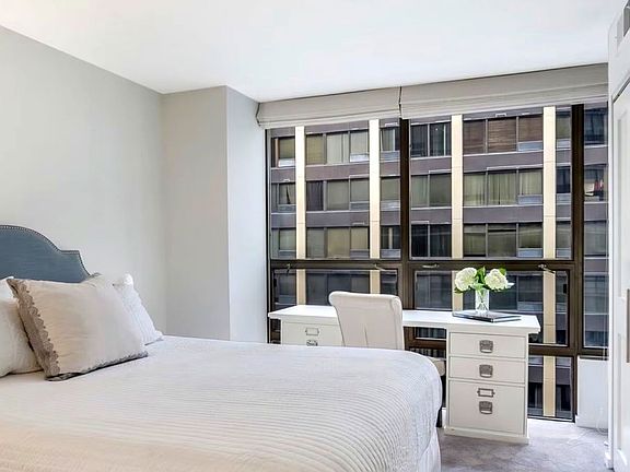 4th image of 230 E Ontario St #183