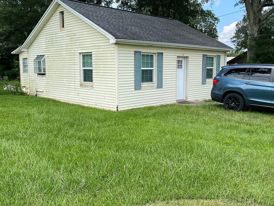1st image of 882 Pauline St