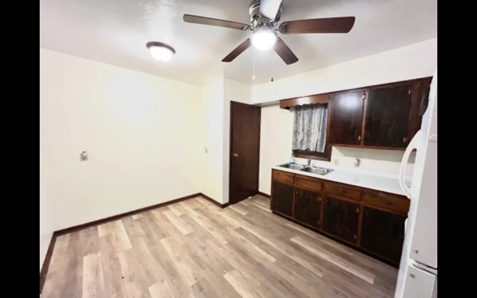 1251 Deforest Rd SE — Photo 3