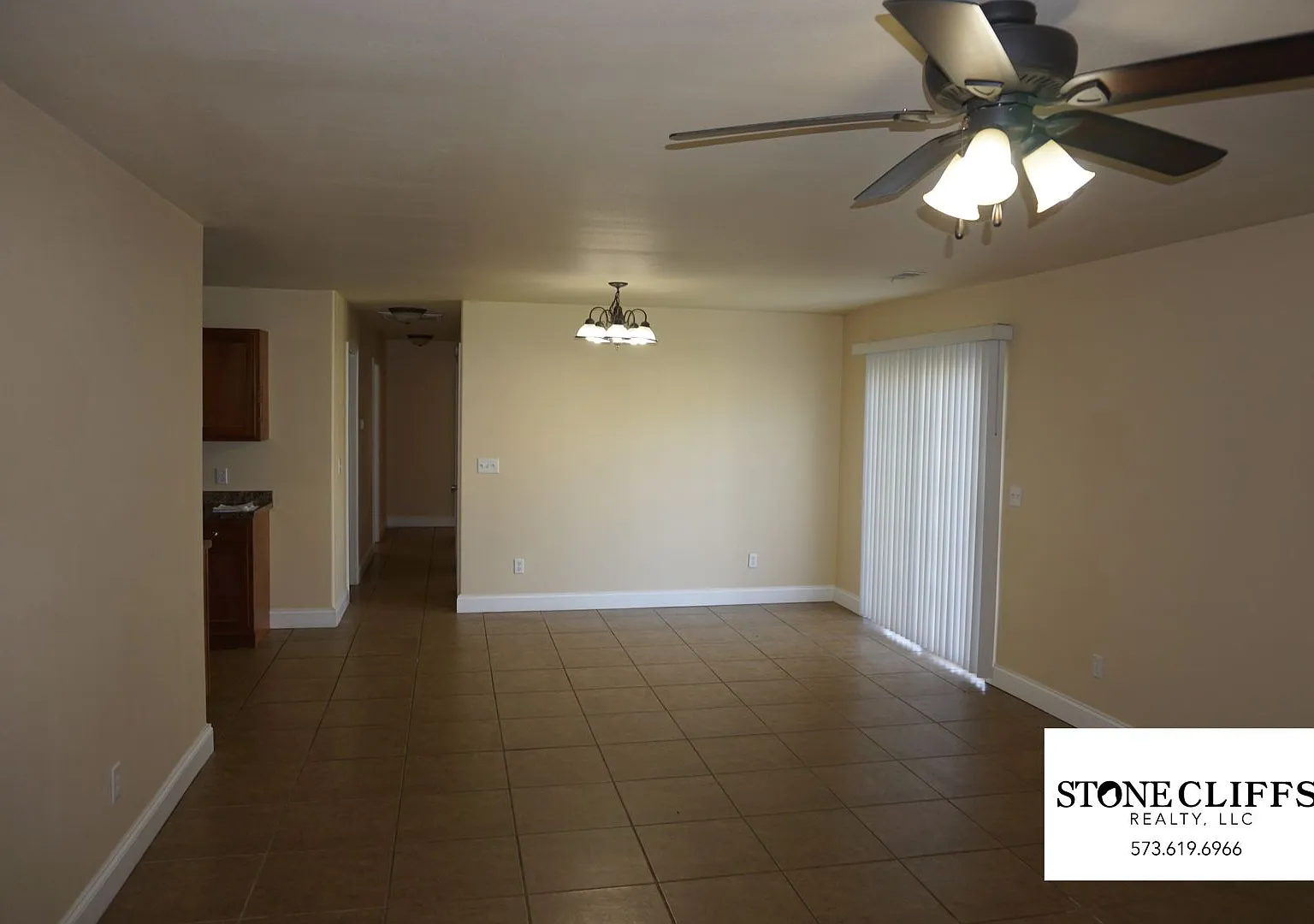310 Rylee Circle — Photo 3