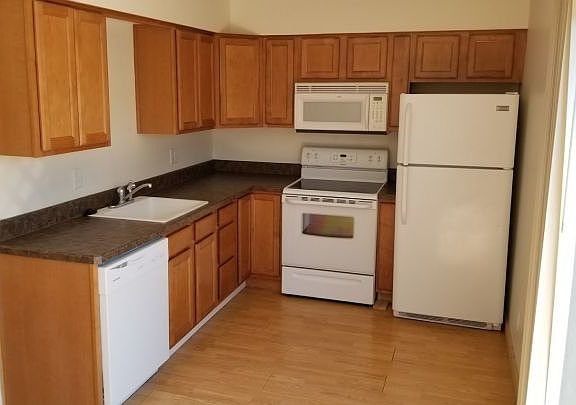 4th image of 1600 Avenue E APT 48