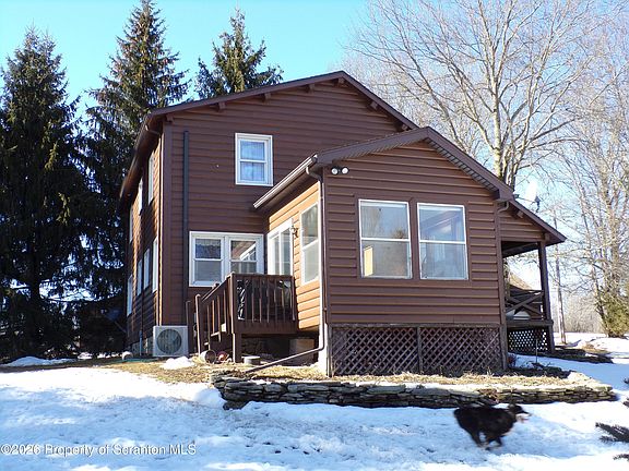 2nd image of 2590 Potter Hill Rd