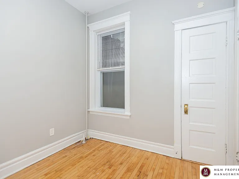 1204 Lexington — Photo 15