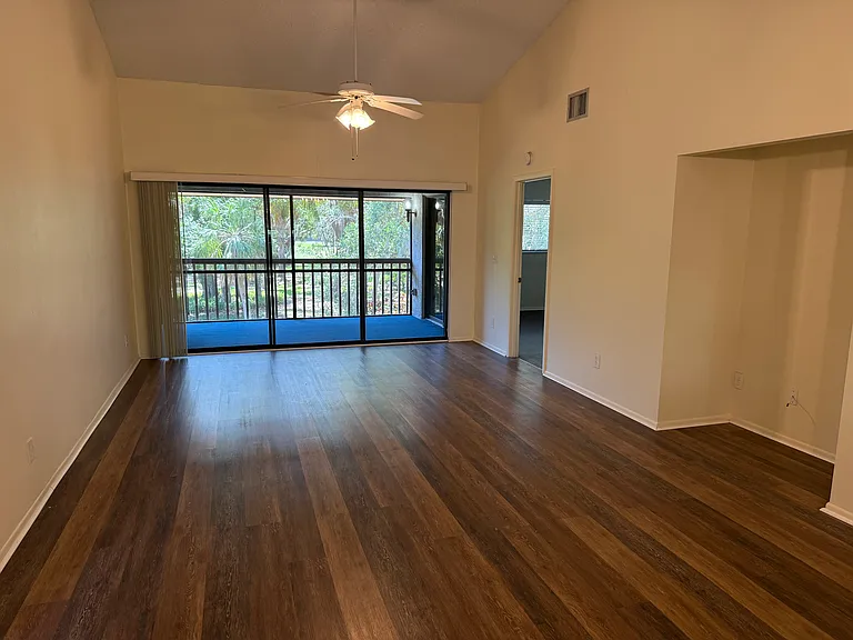 5182 Harpers Croft St #24 — Photo 14
