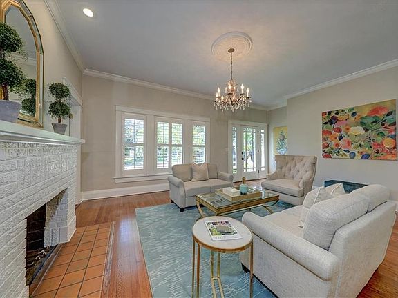 5th image of 3203 W Lawn Ave