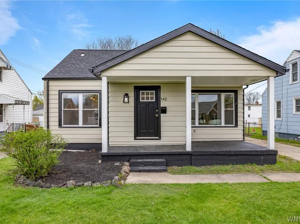 142 E Grand Blvd, Cheektowaga, NY 14225